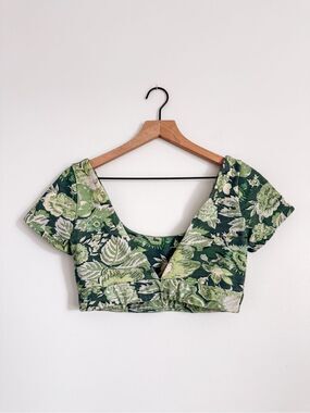 Suzanne Rae Green Floral Scoop Neck Cropped Cotton Blend Top Size Small